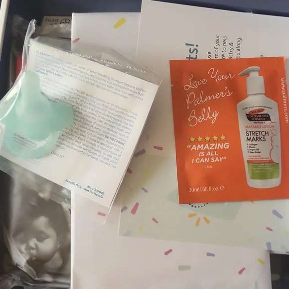 Baby Shower Gift Box & Care Items NWT - Picture 4 of 5
